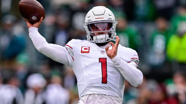 Arizona Cardinals quarterback Kyler Murray works out prior to an NFL football game against the Philadelphia Eagles, Sunday, Dec. 31, 2023, in Philadelphia. (AP Photo/Derik Hamilton)   
